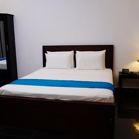 Point Pedro Village Hotel Northern Point מראה חיצוני תמונה