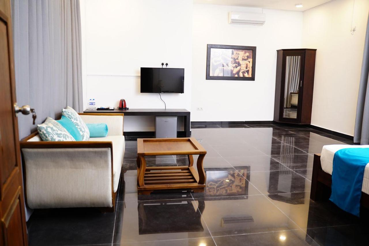 Point Pedro Village Hotel Northern Point מראה חיצוני תמונה
