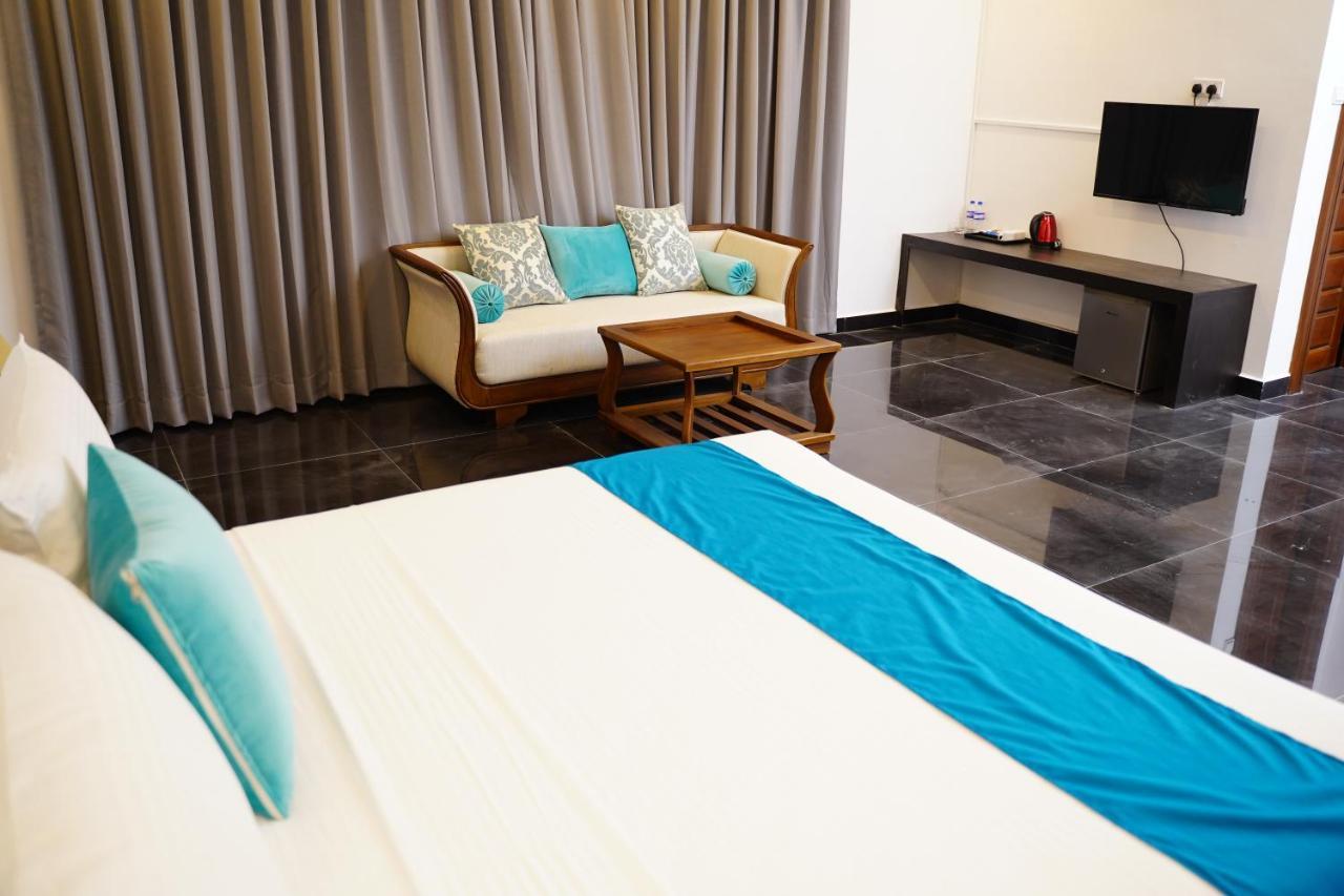 Point Pedro Village Hotel Northern Point מראה חיצוני תמונה